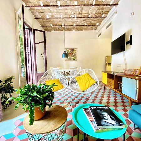 Tyche Apartment Барселона Екстериор снимка
